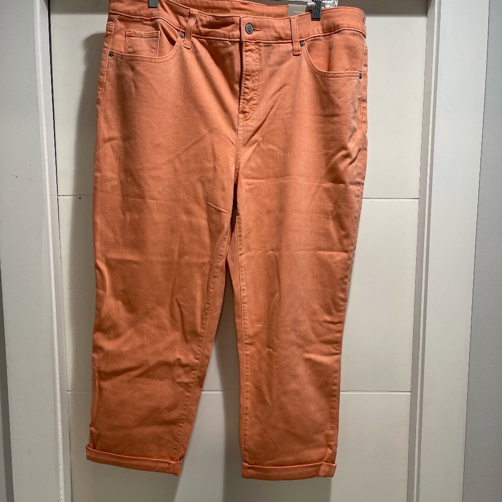 Brand new Chico Slim Crop Girfriend Jeans